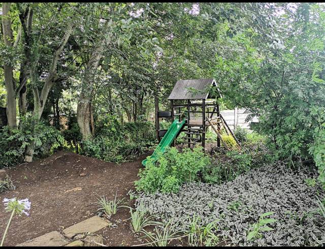 3 BEDROOM HOUSE TO LET IN LINCOLN MEADE